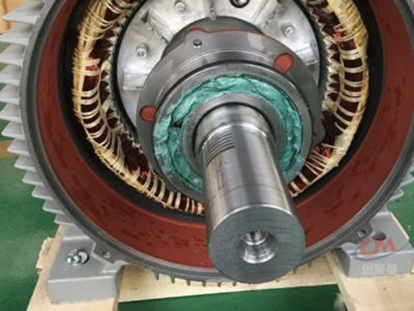 電機(jī)軸承潤(rùn)滑怎樣選擇潤(rùn)滑油——西安泰富西瑪電機(jī)(西安西瑪電機(jī)集團(tuán)股份有限公司)官方網(wǎng)站 電機(jī)軸承潤(rùn)滑怎樣選擇潤(rùn)滑油——西安泰富西瑪電機(jī)(西安西瑪電機(jī)集團(tuán)股份有限公司)官方網(wǎng)站