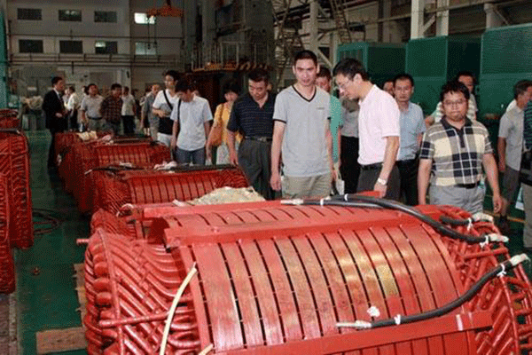 西安泰富西瑪高效節(jié)能電機(jī)在石油化工企業(yè)節(jié)能應(yīng)用。