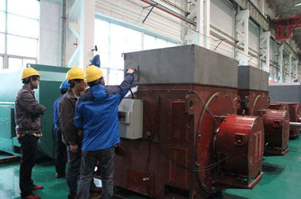西瑪電機(jī)技術(shù)人員如何在維修過(guò)程中高壓電機(jī)接線？