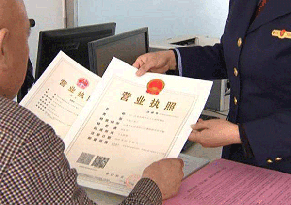 如何保證西安西瑪電機(jī)在使用過程中的維護(hù)保養(yǎng)。
