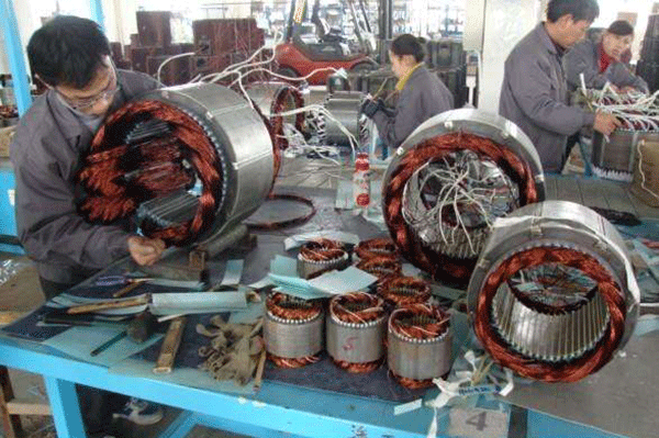 西安泰富西瑪電機(jī)技術(shù)人員與您分享電機(jī)大修后的影響。