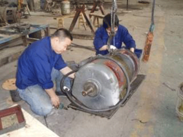西瑪電機(jī)給專業(yè)電機(jī)修理工人一些小建議。