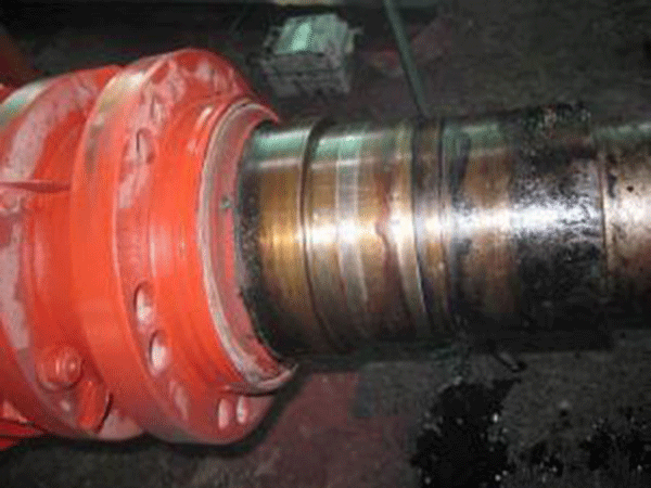 如何檢查高壓電動(dòng)機(jī)的通風(fēng)和軸承的潤(rùn)滑是否正常？